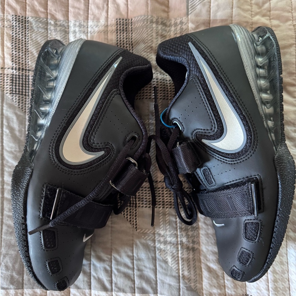 Nike Romaleos 2 Women’s 6.5 Like New